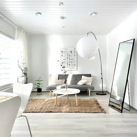 Valoisa Uusi Kaksio Keskellae Suomea Lägenhet *